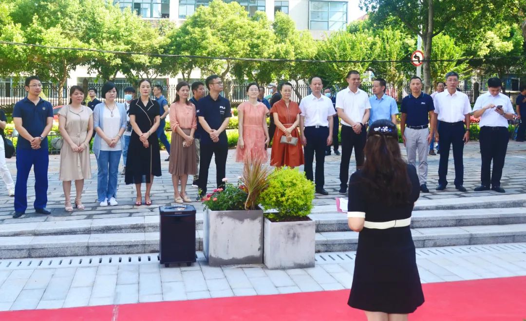 E:\lys\工作\综合部\网站\2022.9.1南山学校\微信图片_20221016142841.jpg E:\lys\工作\综合部\网站\2022.9.1南山学校\微信图片_20221016142841.jpg